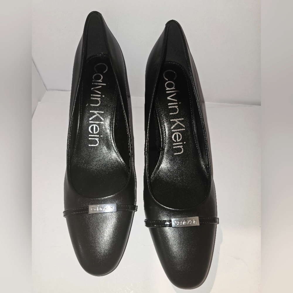 Calvin Klein( NEW!!!) block heels, black, size 11, round toe